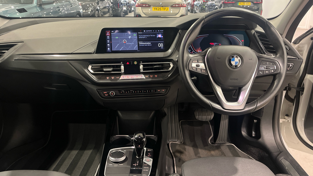 BMW 1 Series 1.5 118I Sport Lcp Dct Euro 6 Ss White #4