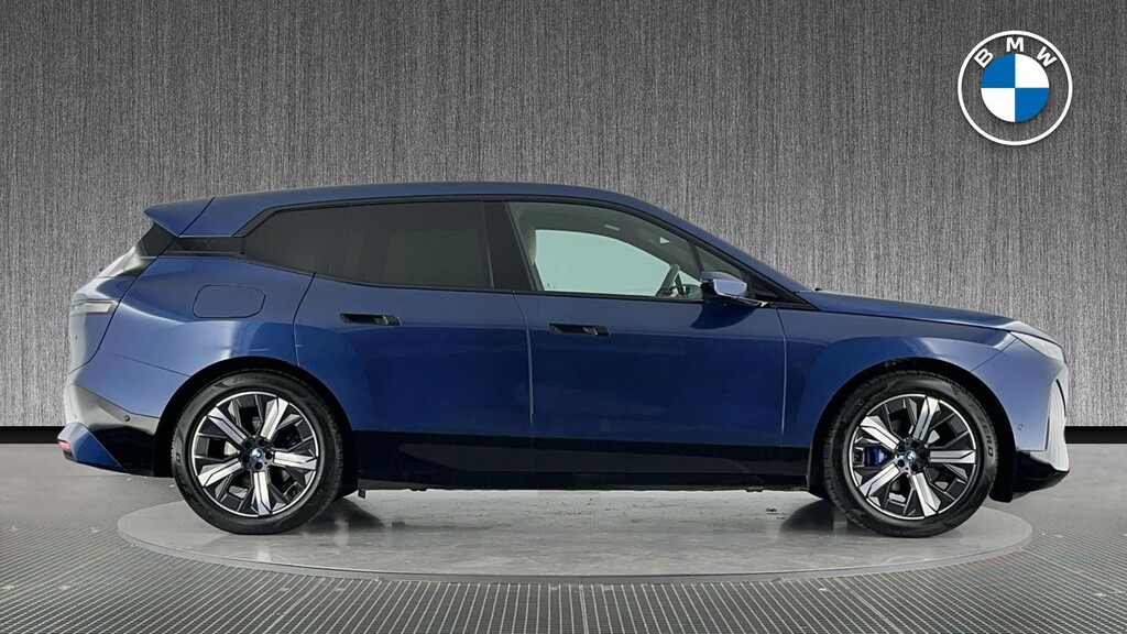 BMW iX 40 76.6Kwh M Sport Xdrive Blue #3