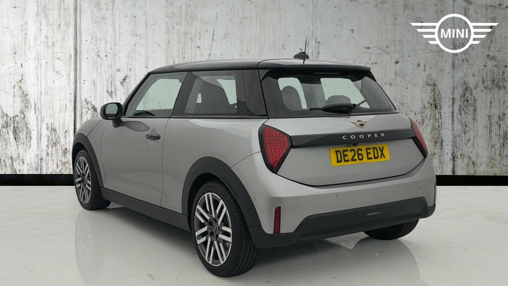 Mini Hatch 1.5C Classic Steptronic Euro 6 Ss Silver #2