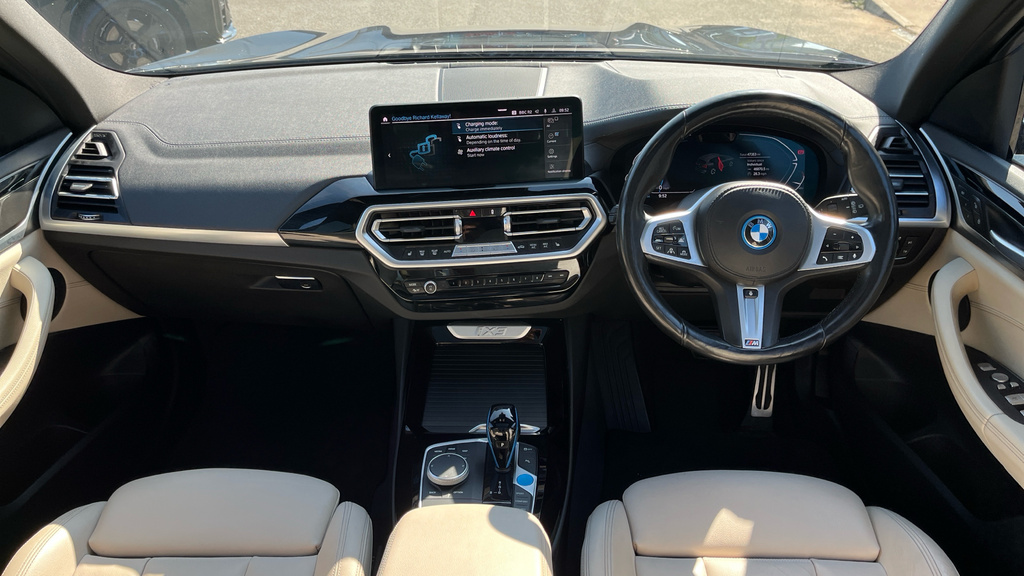 BMW iX3 80Kwh M Sport Black #4