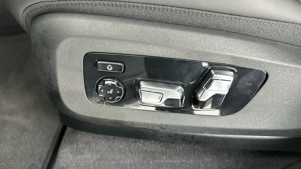 BMW XM 50E 5dr Auto Black #27