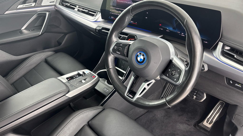 BMW iX1 30 66.5Kwh M Sport Xdrive 11Kw Charger Silver #6