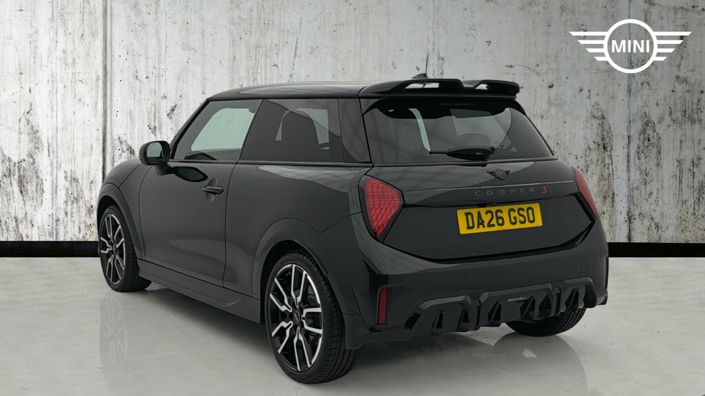 Mini Hatch 2.0S Sport Steptronic Euro 6 Ss DA26GSO Black #2