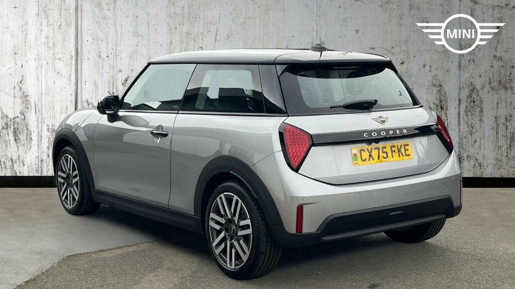 Mini Hatch 1.5C Classic Steptronic Euro 6 Ss Silver #2