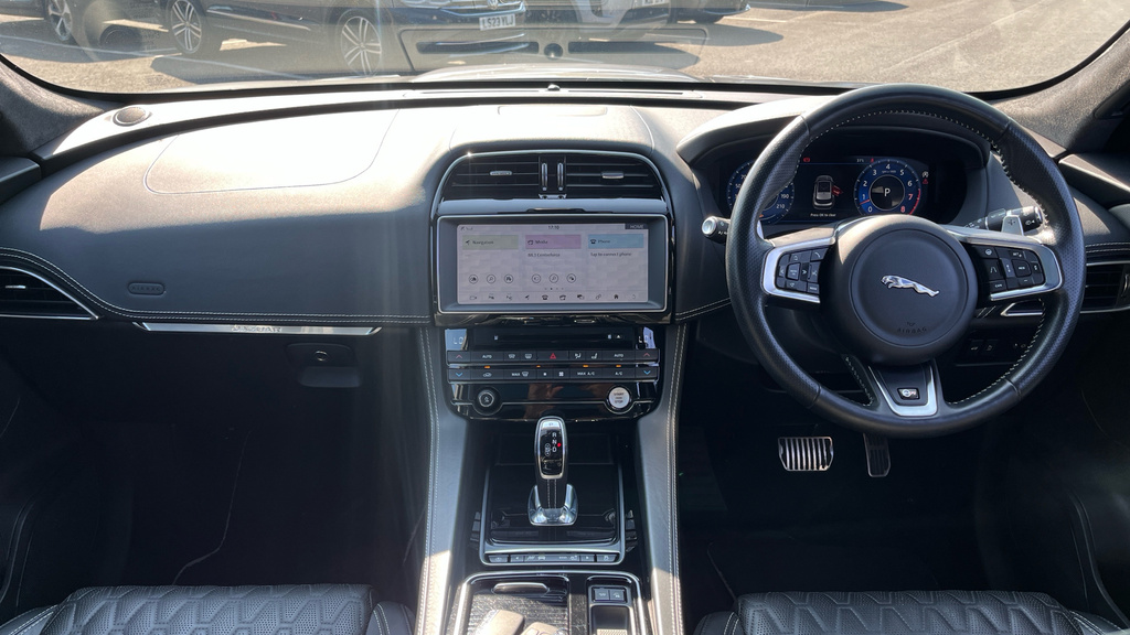 Jaguar F-Pace 5.0 V8 Svr Quickshift Awd Euro 6 Ss Grey #4