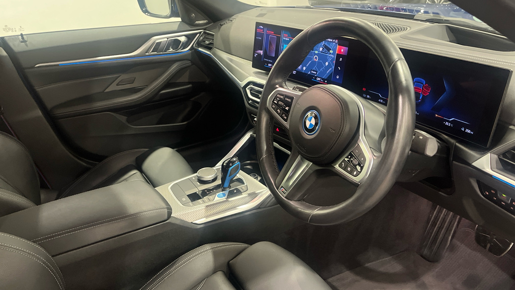 BMW i4 40 83.9Kwh M Sport Gran Coupe Edrive Blue #6