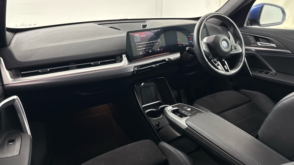 BMW iX1 30 66.5Kwh M Sport Xdrive 11Kw Charger Blue #5