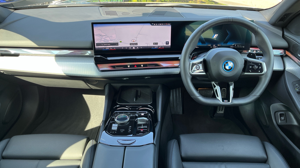 BMW 5 Series 2.0 530E 22.1Kwh M Sport Touring Steptronic Euro 6 Grey #4