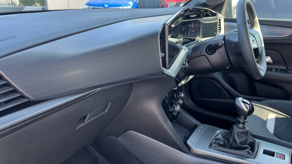 Vauxhall Mokka Ultimate Blue #34