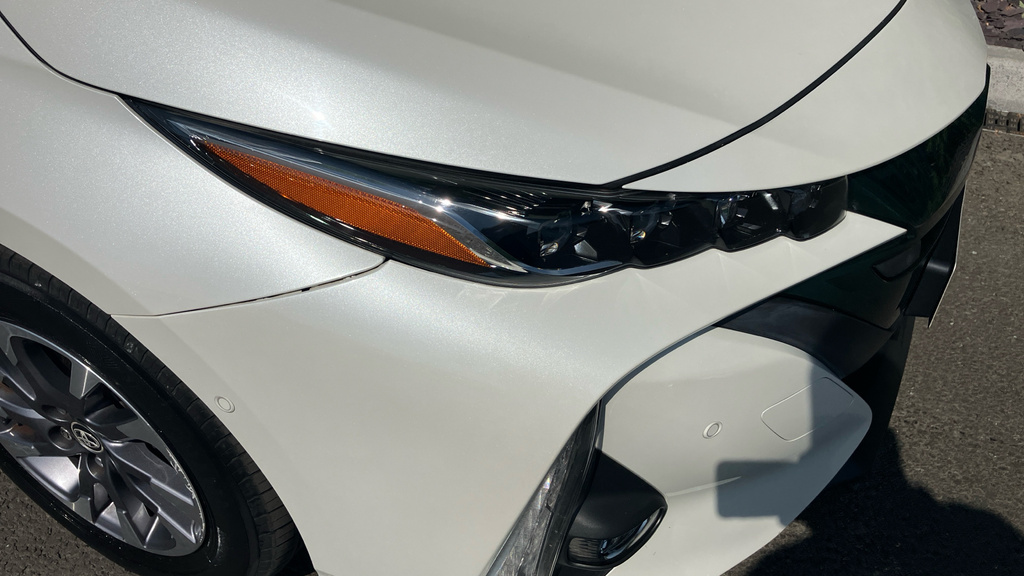 Toyota Prius Excel #23