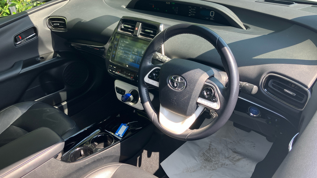 Toyota Prius 1.8 Vvt 8.8Kwh Excel Cvt Euro 6 Ss White #6