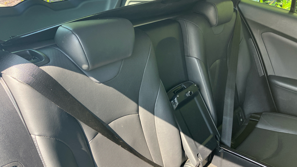Toyota Prius Excel #12