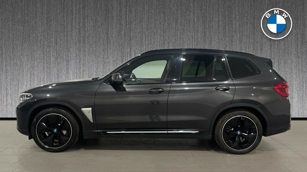 BMW iX3 80Kwh Premier Edition Pro Grey #3