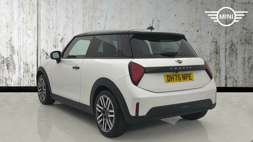 Mini Hatch 1.5C Classic Steptronic Euro 6 Ss White #2