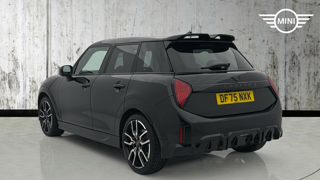 Mini Hatch 160Kw Se Exclusive Level 2 54Kwh Blue #2