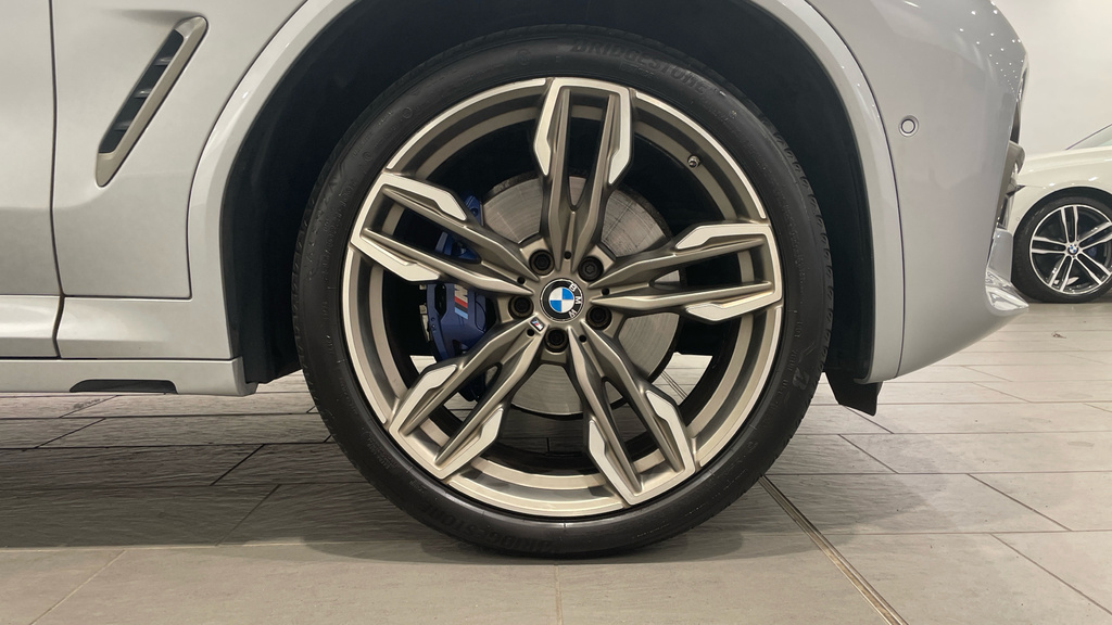 BMW X3 Suv White #14