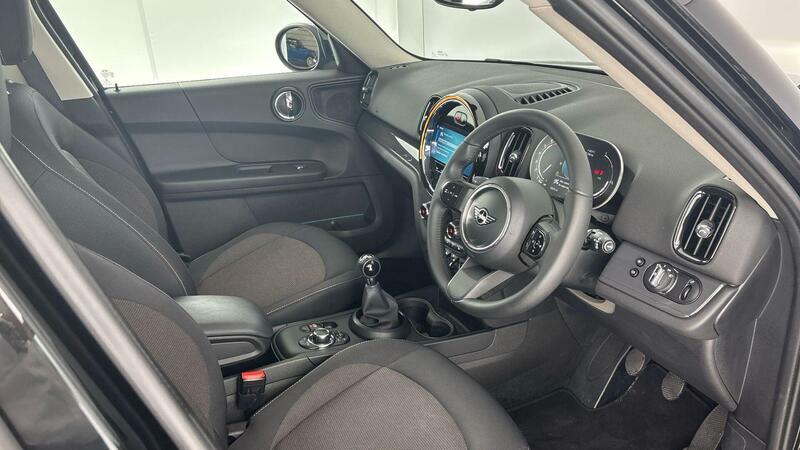 Mini Countryman 1.5 Cooper Classic Euro 6 Ss Black #6