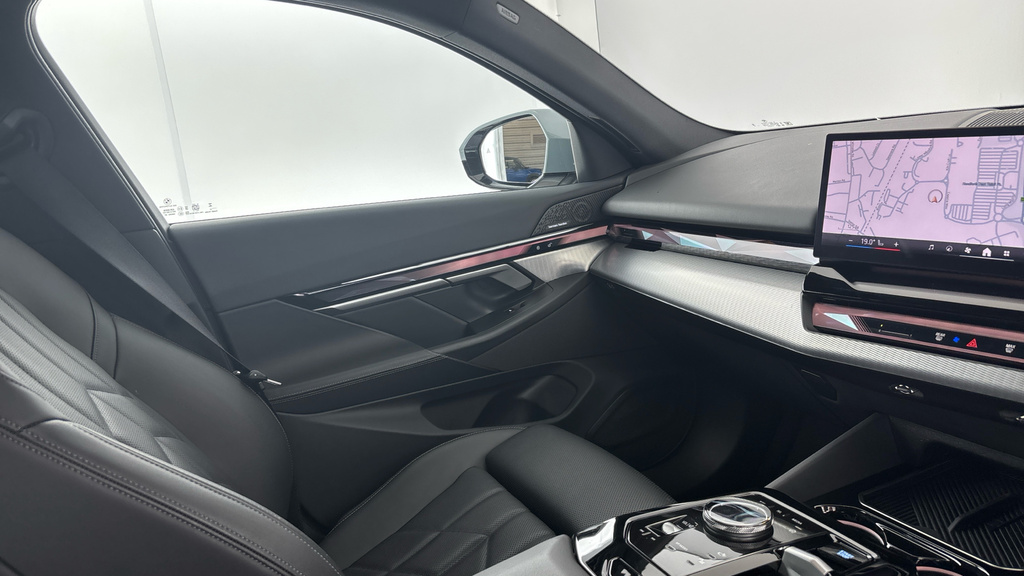 BMW i5 I5 M60 Saloon Blue #50