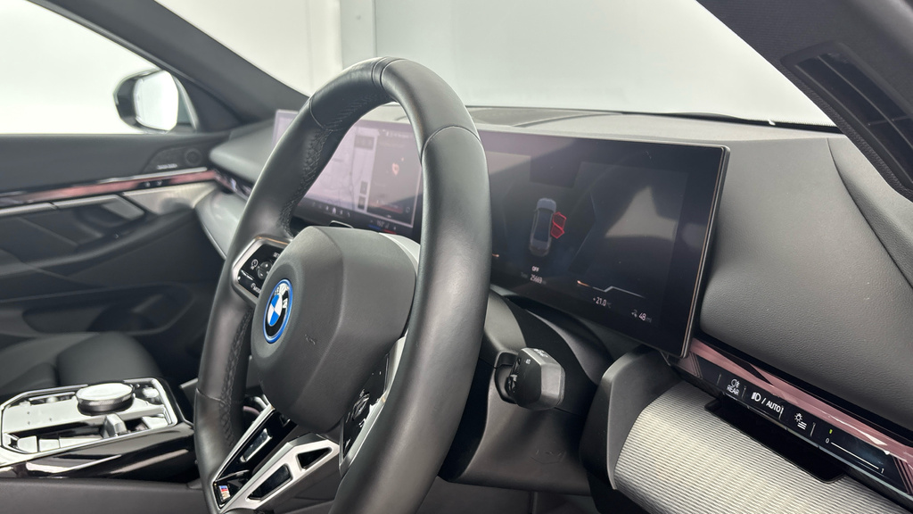 BMW i5 I5 M60 Saloon Blue #47