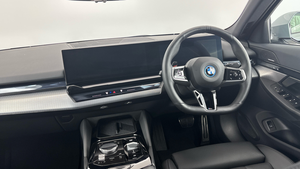 BMW i5 I5 M60 Saloon Blue #4