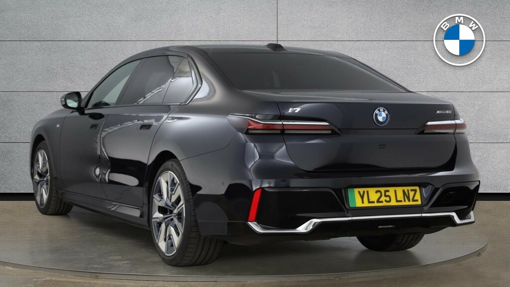 BMW i7 60 105.7Kwh M Sport Xdrive Black #2