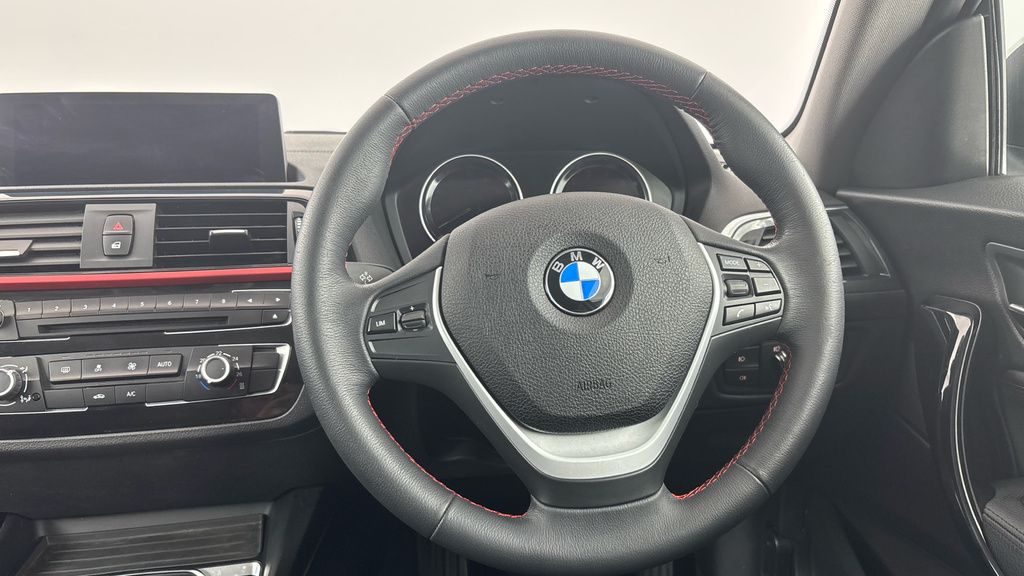 BMW 1 Series 1.5 118I Gpf Sport Euro 6 Ss White #5