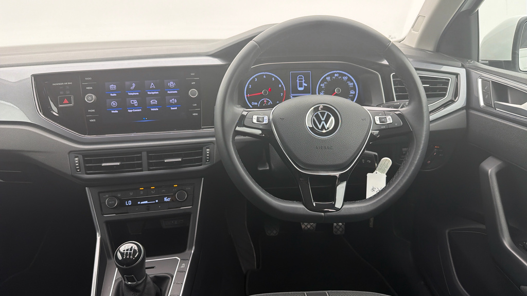 Volkswagen Polo 1.0 Tsi Sel Euro 6 Ss White #5