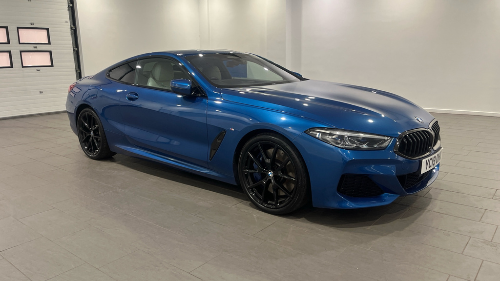 BMW 8 Series 840D Xdrive Black #23