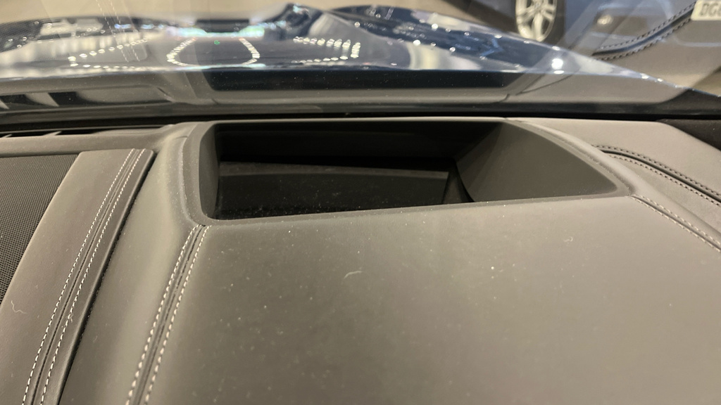 BMW 8 Series 840D Xdrive Black #19