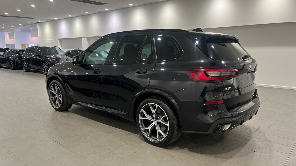 BMW X5 Xdrive45e M Sport Blue #25