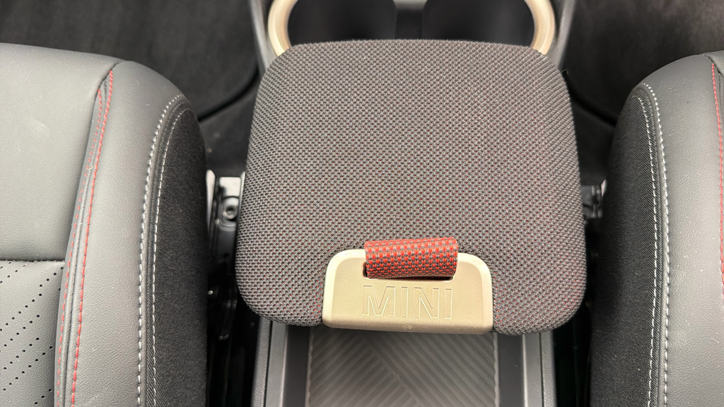 Mini Countryman Countryman C Silver #34