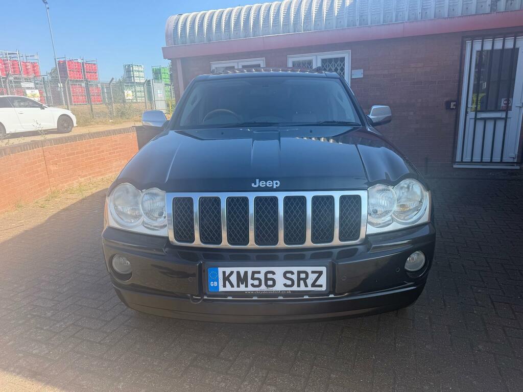 Jeep Grand Cherokee Overland Black #2
