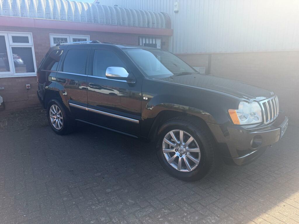 Jeep Grand Cherokee Overland Black