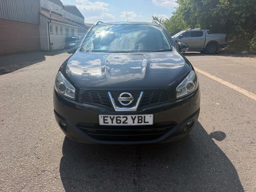 Nissan Qashqai Tekna Black #2