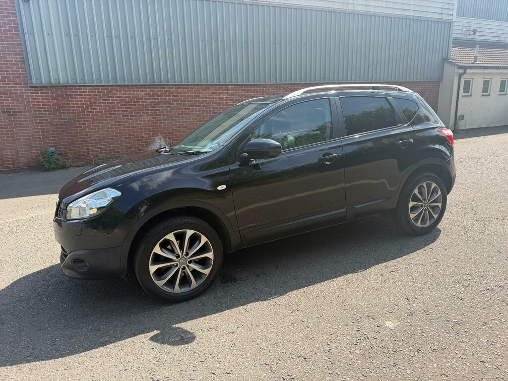 Nissan Qashqai Tekna Black #3