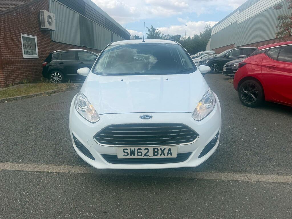 Ford Fiesta Zetec White #2
