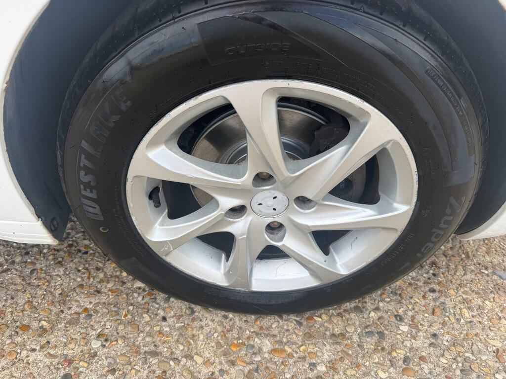 Peugeot 208 208 Active Grey #14