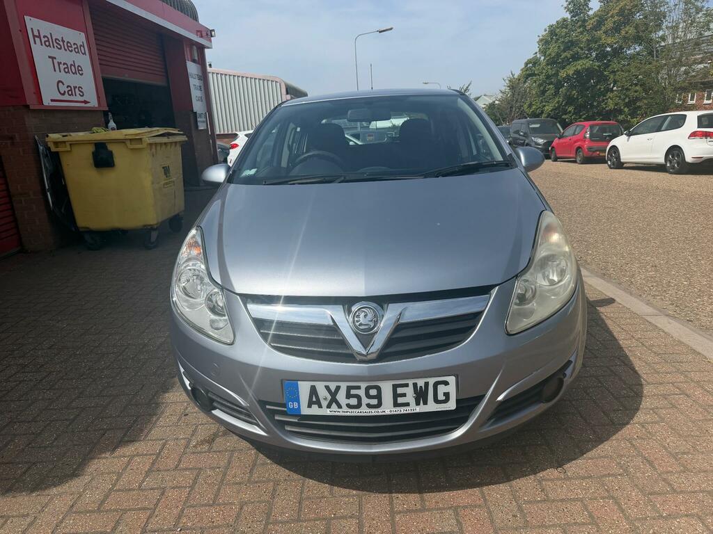 Vauxhall Corsa Exclusiv Silver #2