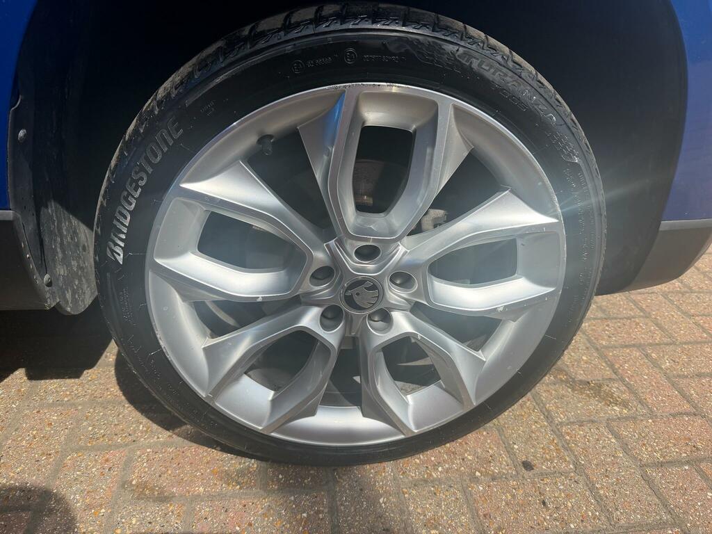 Skoda Karoq 1.0 Tsi Se Technology Grey #19