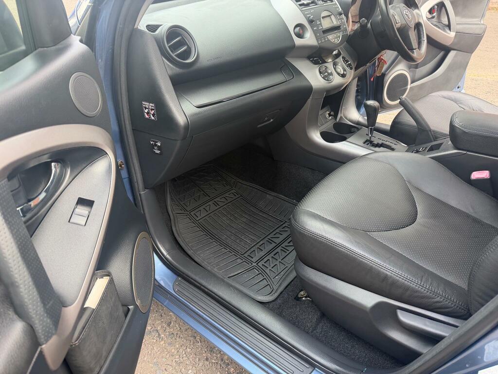 Toyota Rav 4 2.0 Xt5 4Wd Silver #8