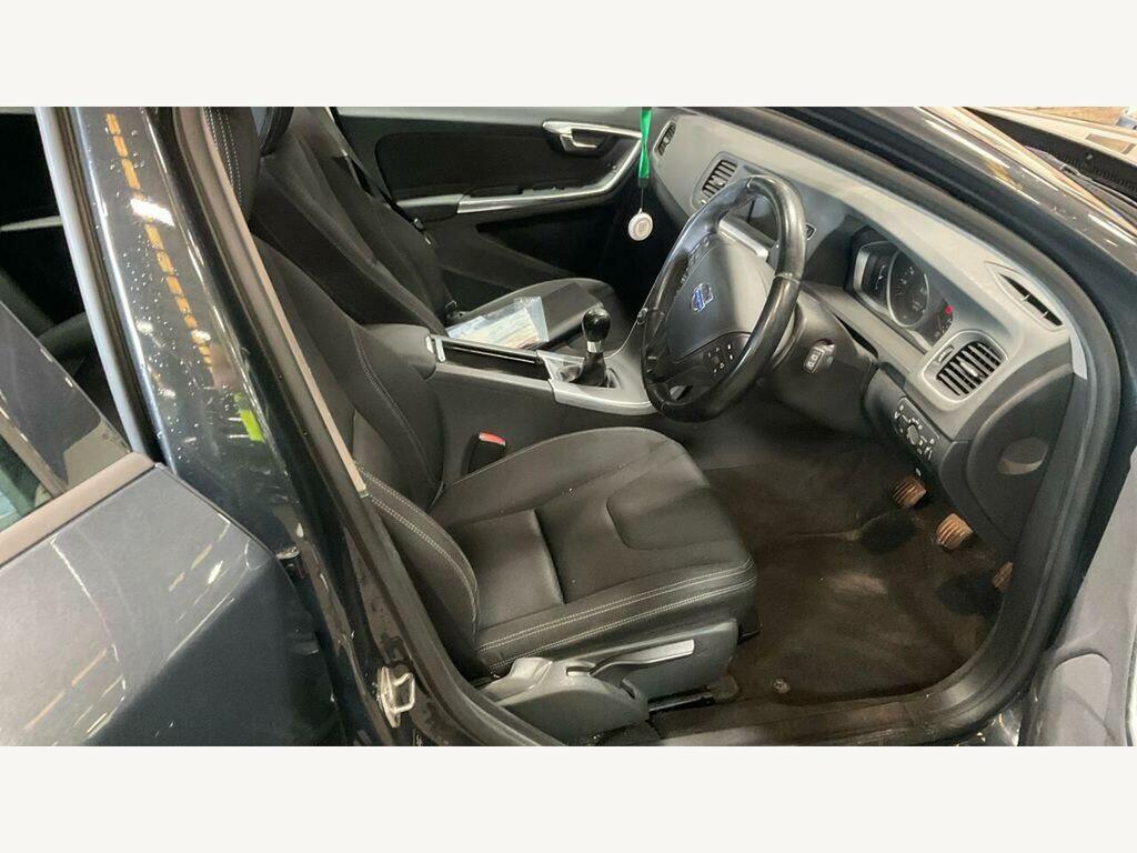 Volvo V60   #13
