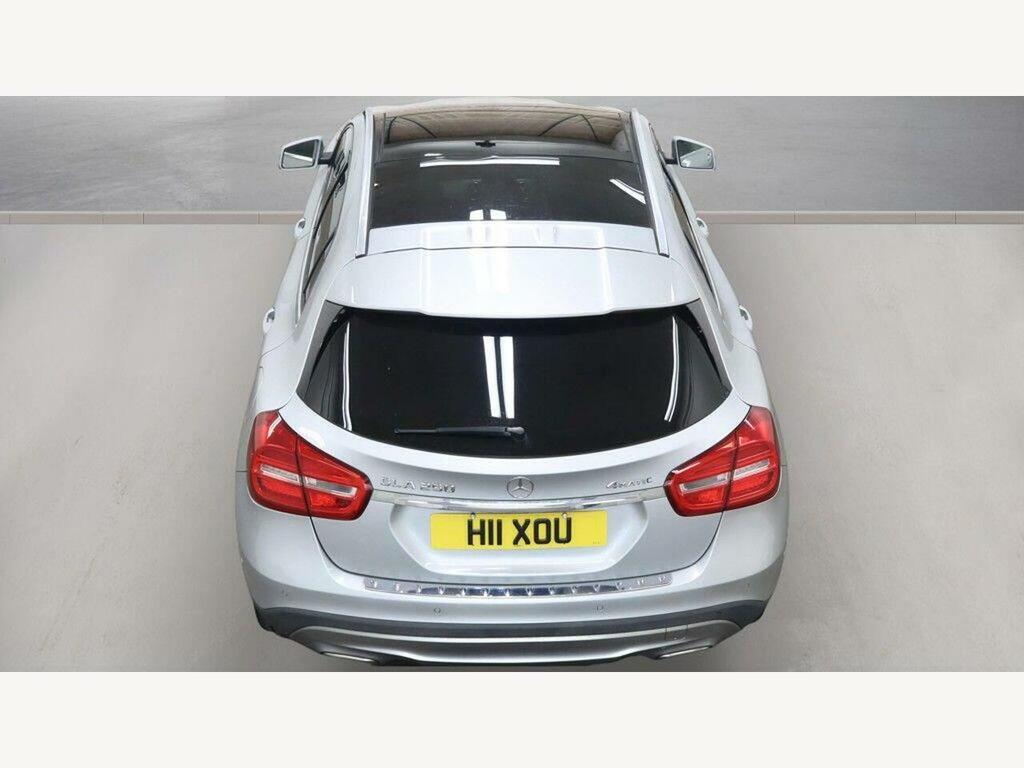 Mercedes-Benz GLA Class White #7
