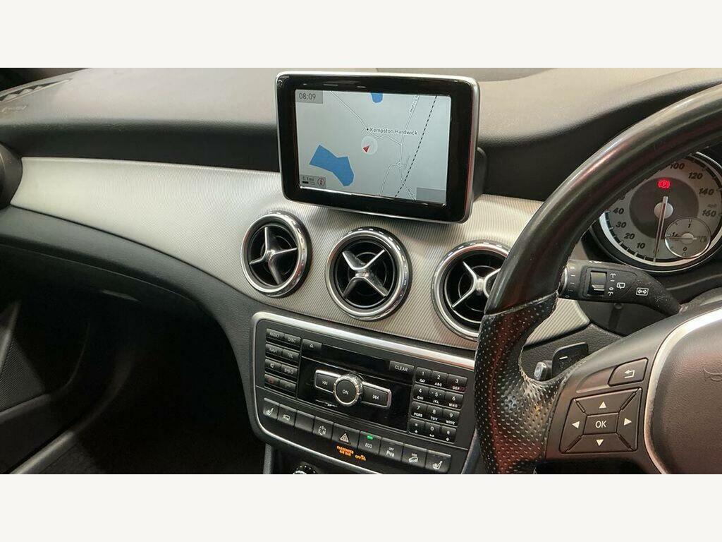 Mercedes-Benz GLA Class White #12