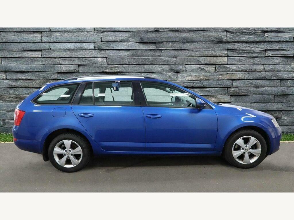 Skoda Octavia S Blue #9