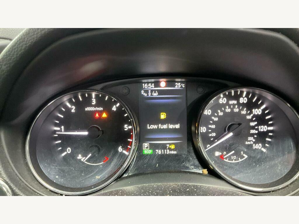Nissan Qashqai Tekna Grey #16