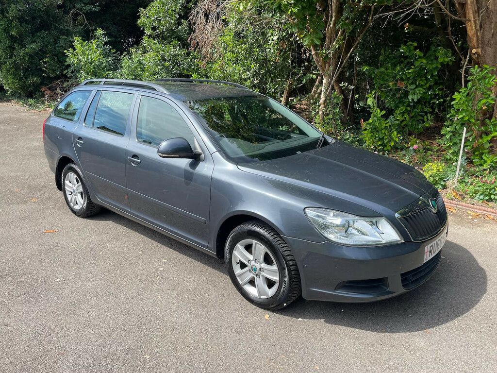 Skoda Octavia 1.6 Se Estate Grey #3