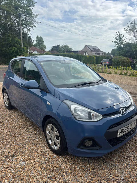 Hyundai I10 1.0 Se Hatchback HK66OLV Blue #2