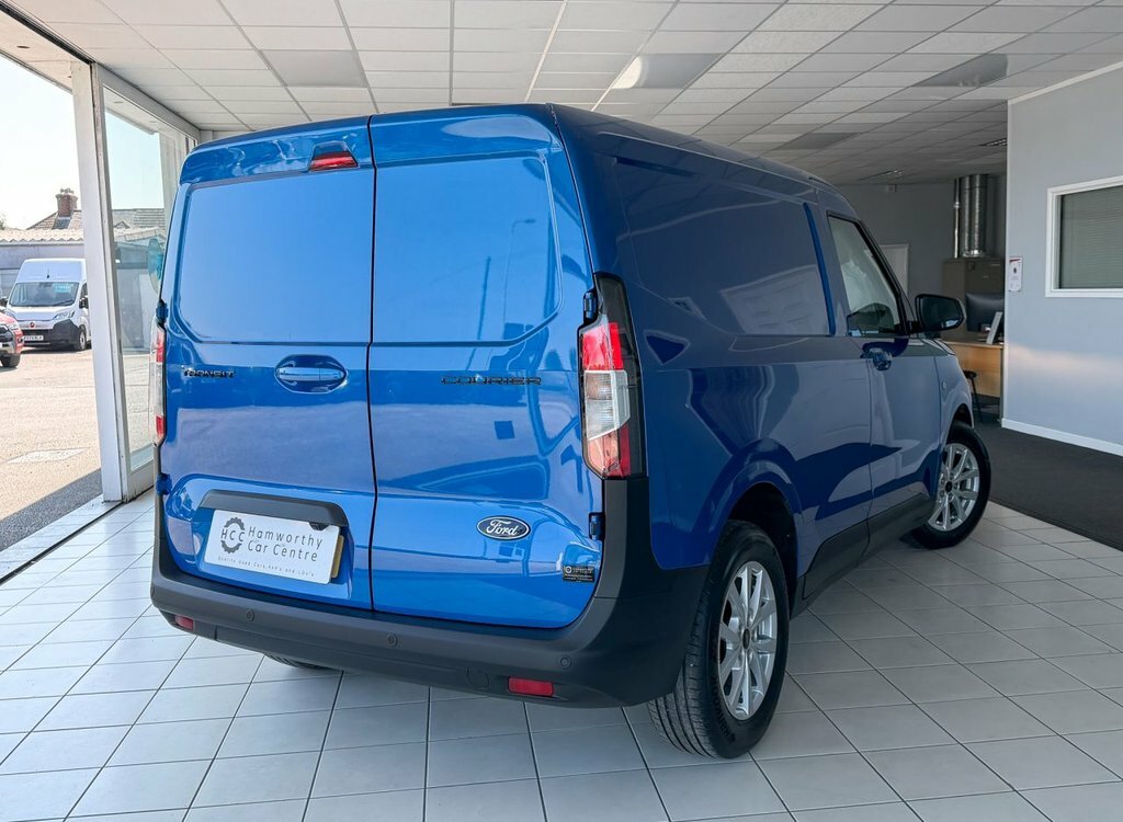 Ford Transit Courier 1L Limited Blue #5