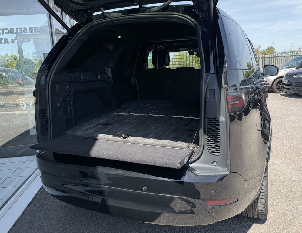 Land Rover Discovery 3L Dynamic Hse Black #5