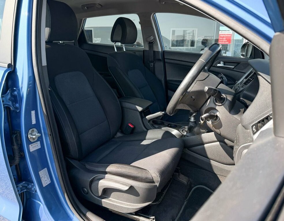 Hyundai Tucson 1.6L Se Blue #6